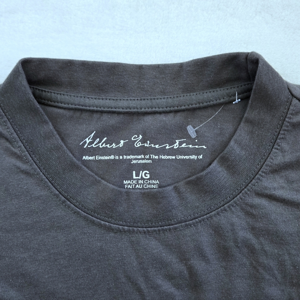 Einstein Notations Over Face Graphic Tee👕 - NWOT - Picture 4 of 10